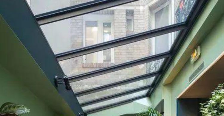 沈阳阳光房制作：详细解析阳光房安装服务流程